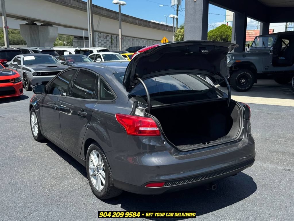 Used 2016 Ford Focus SE FWD image 27