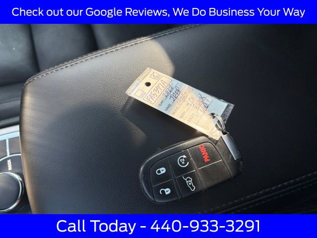 Used 2022 Jeep Grand Cherokee Limited image 29