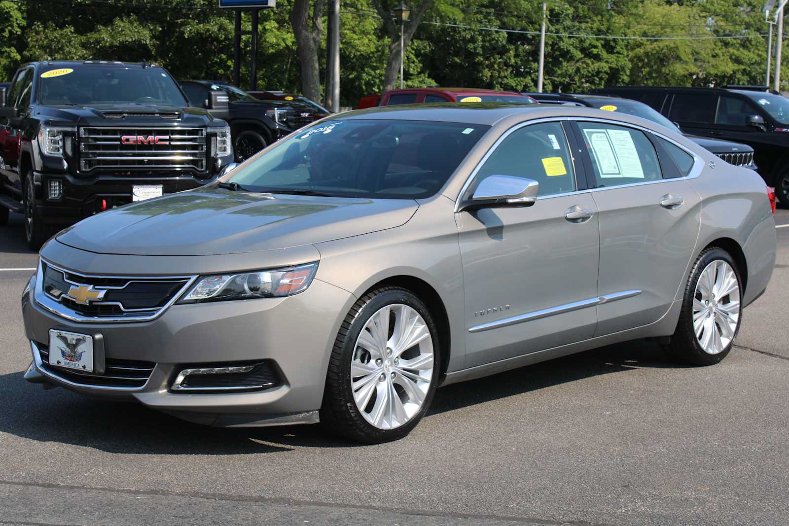 Certified 2018 Chevrolet Impala Premier w/ Premier Confidence Package FWD image 3