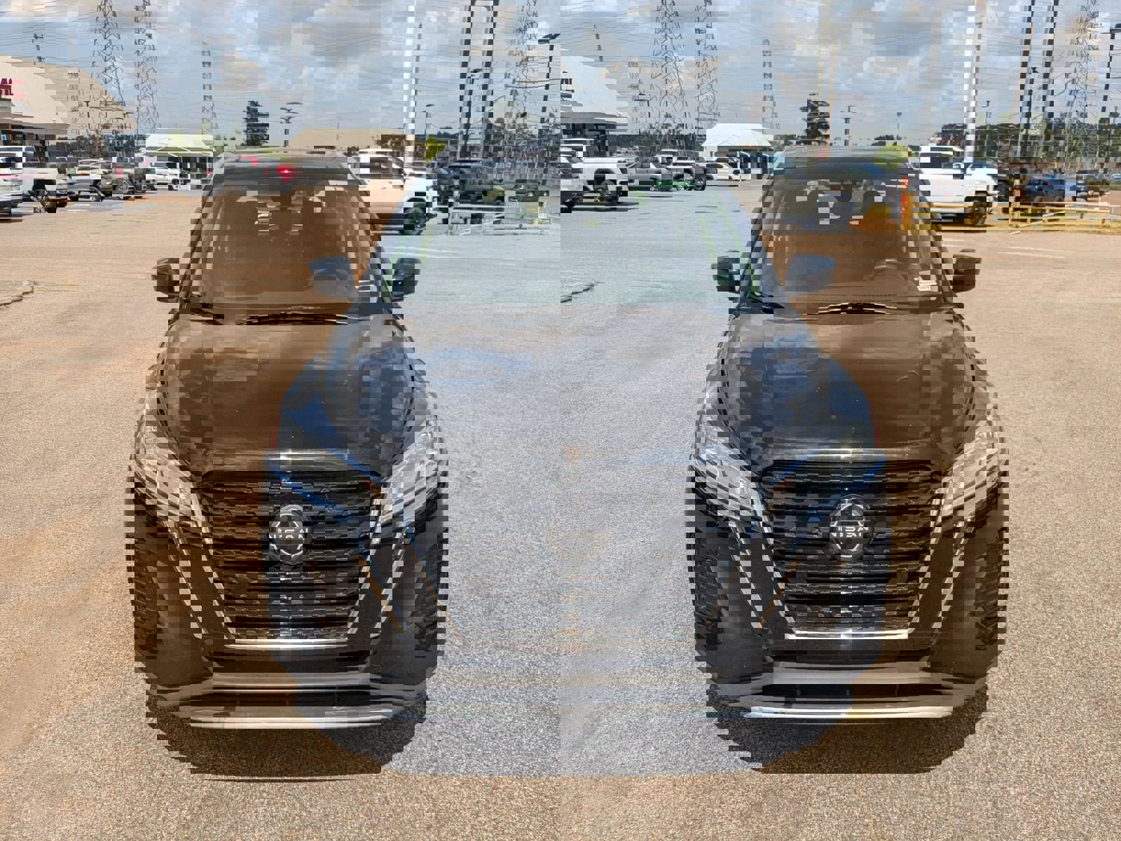 Used 2024 Nissan Kicks SV image 9