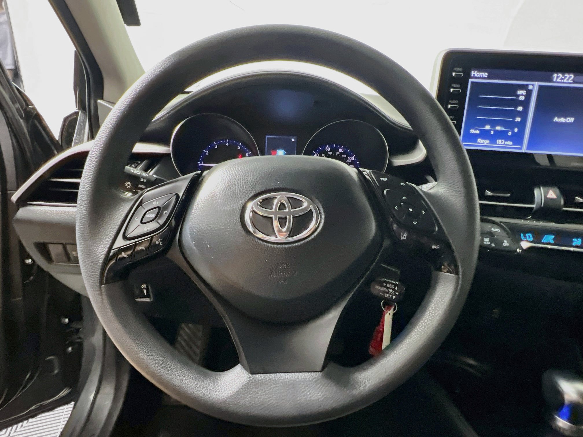 Used 2021 Toyota C-HR LE FWD image 17
