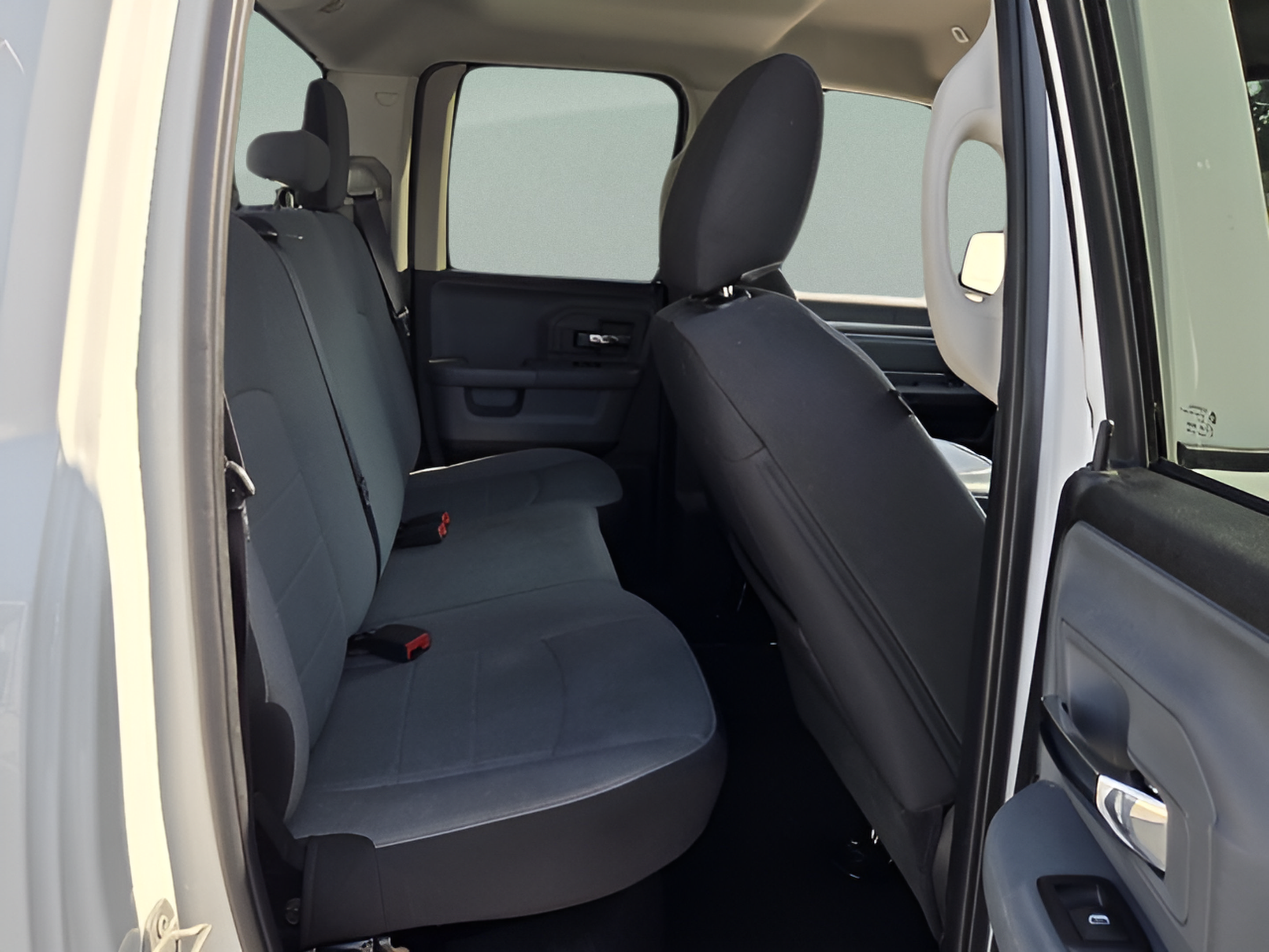 Used 2024 RAM 1500 Classic SLT AWD/4WD image 14