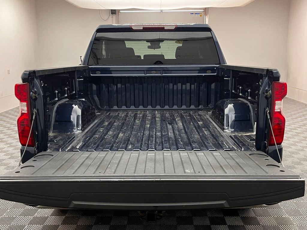 Used 2023 Chevrolet Silverado 1500 LT image 9