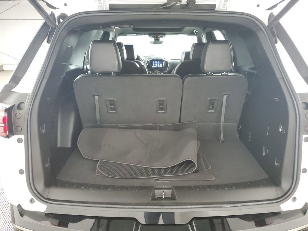 Used 2023 Chevrolet Traverse Premier w/ Redline Edition image 34