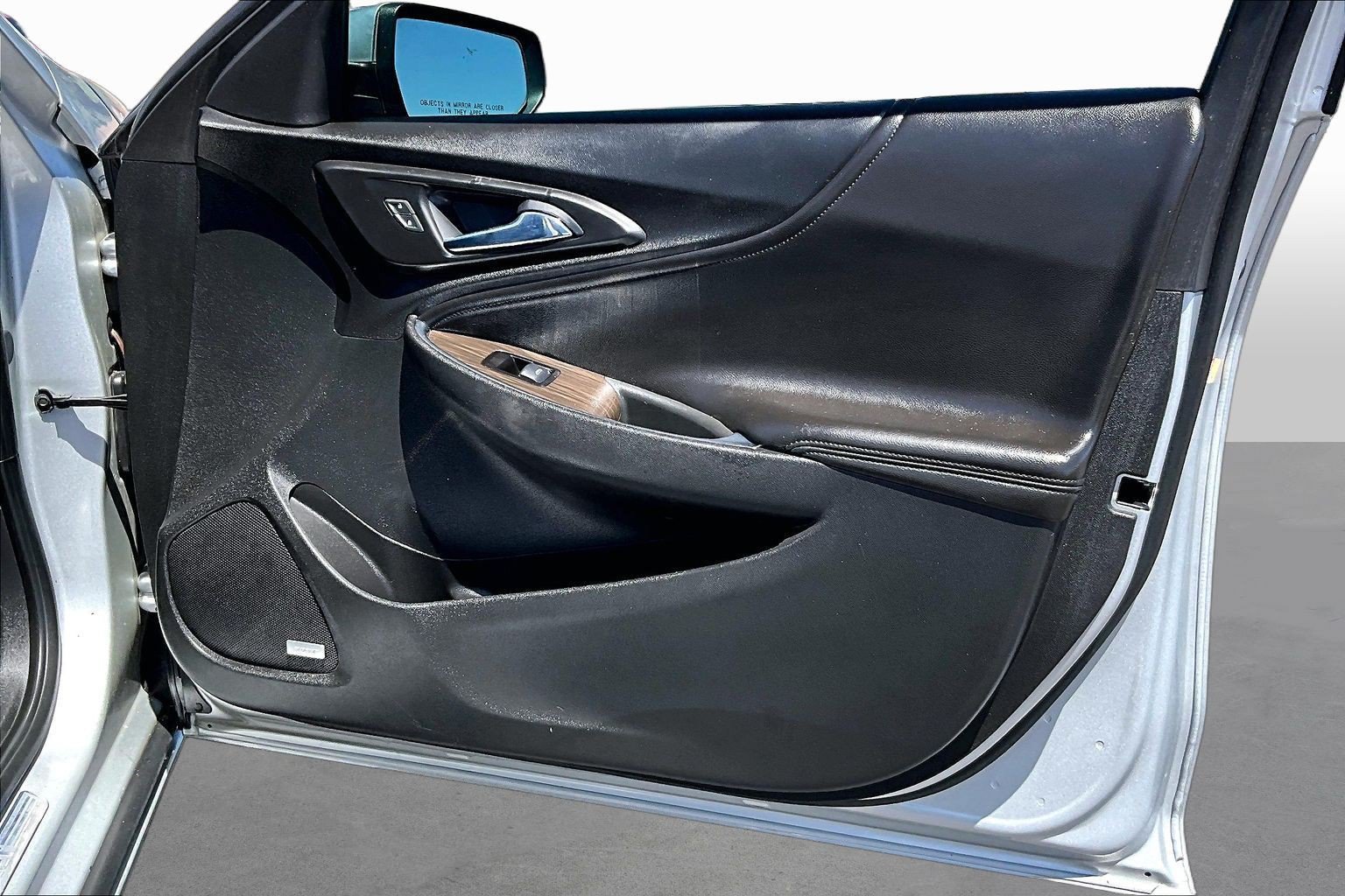 Used 2020 Chevrolet Malibu Premier FWD image 18