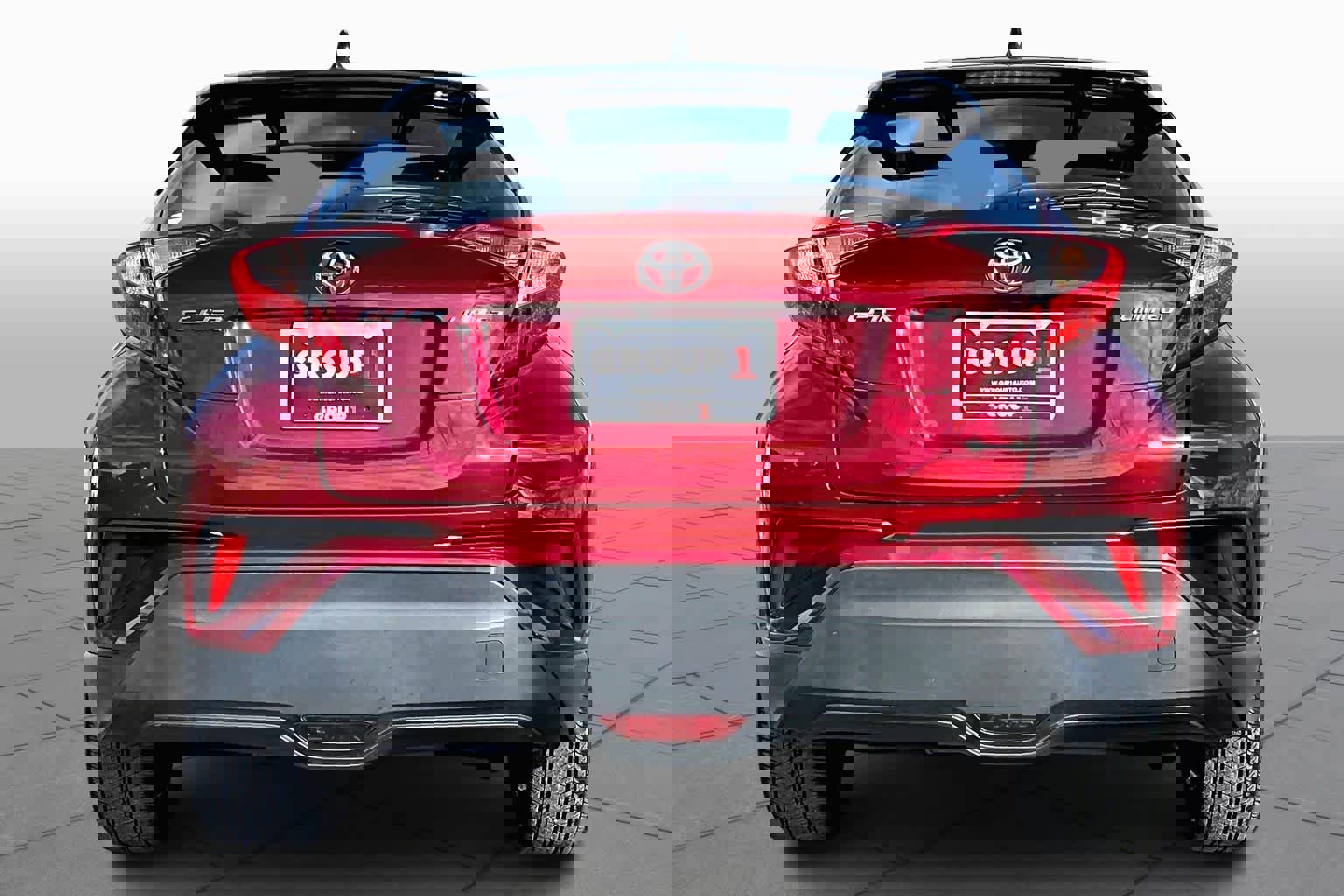 Used 2019 Toyota C-HR Limited image 5