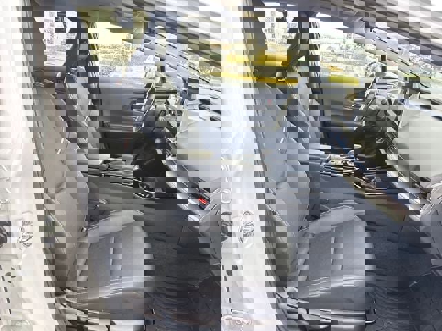 Used 2023 Toyota Prius XLE image 21