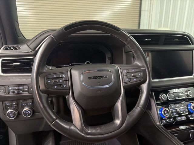 Used 2023 GMC Yukon XL Denali Ultimate image 18