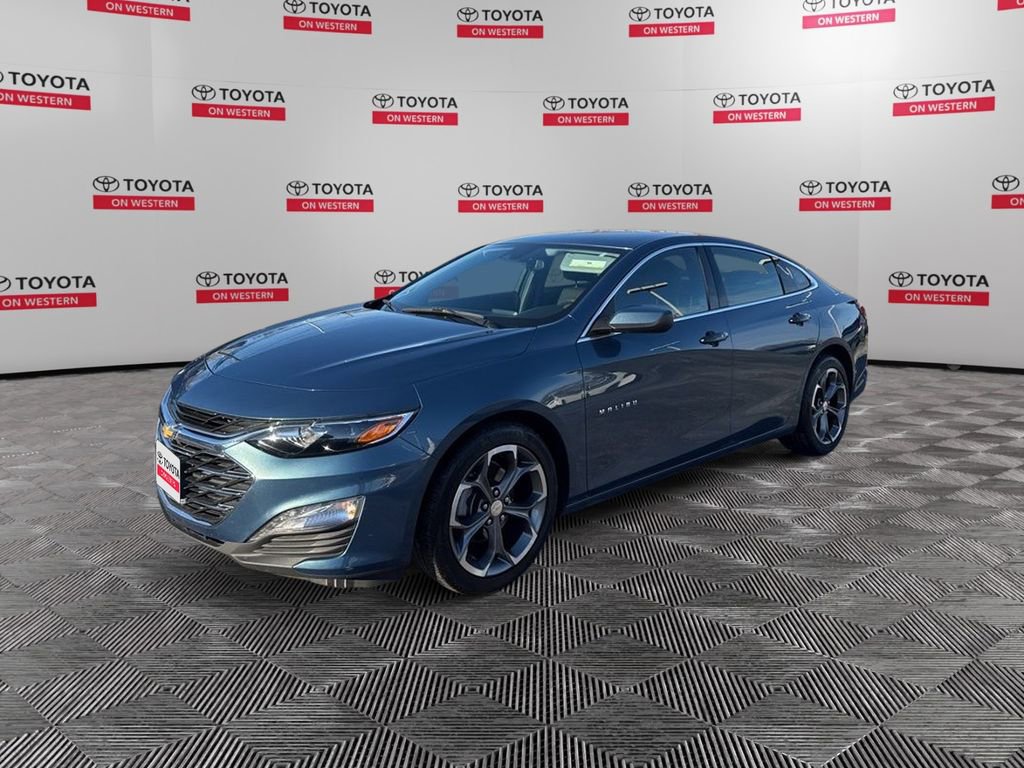Used 2024 Chevrolet Malibu LT image 1