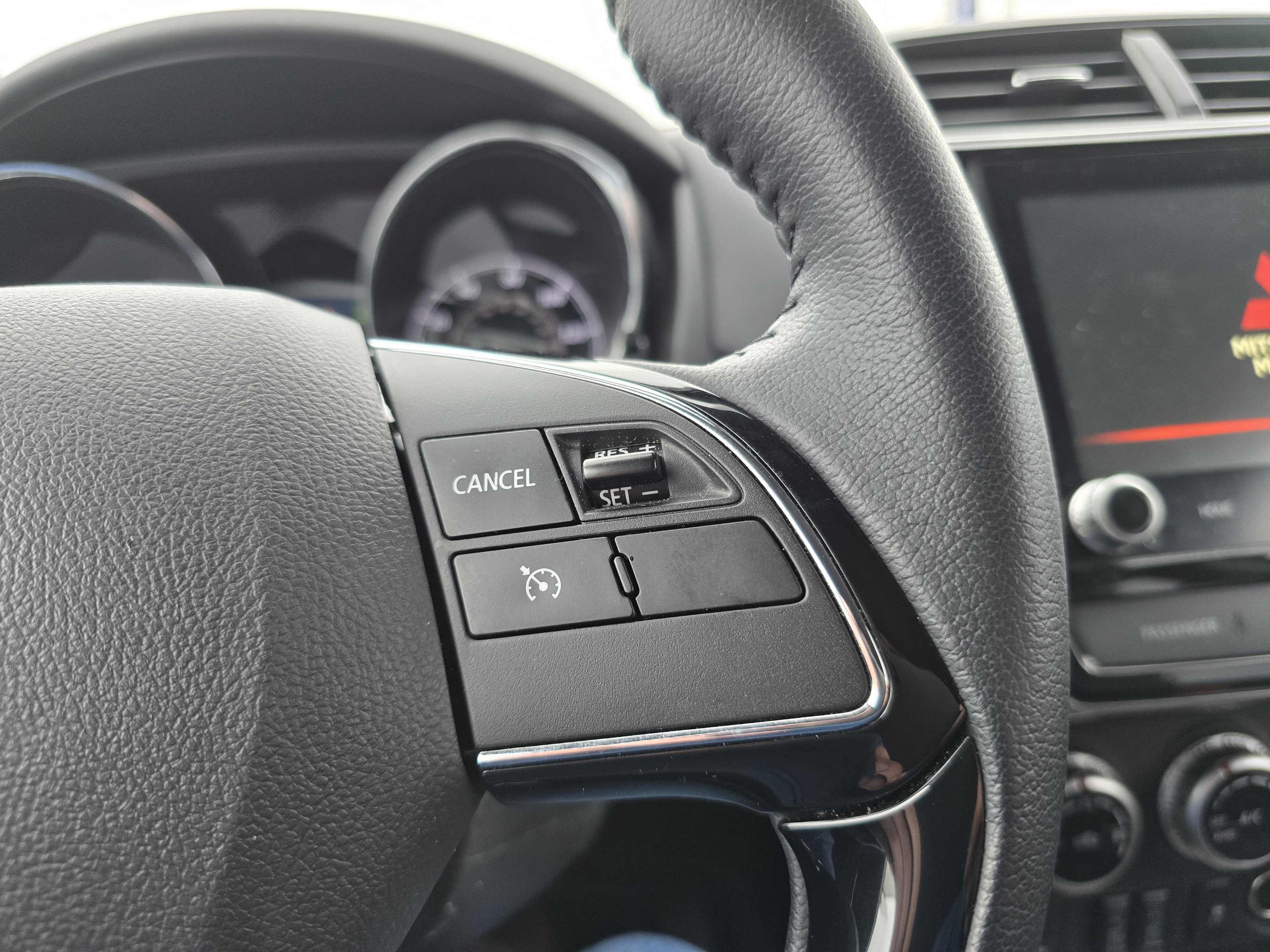 Used 2025 Mitsubishi Outlander Sport SE image 19