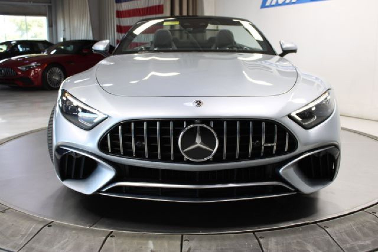 Used 2022 Mercedes-Benz SL 55 AMG 4MATIC image 46