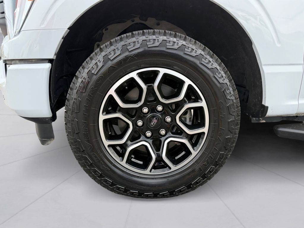 Used 2022 Ford F150 XLT w/ Equipment Group 302A High image 9