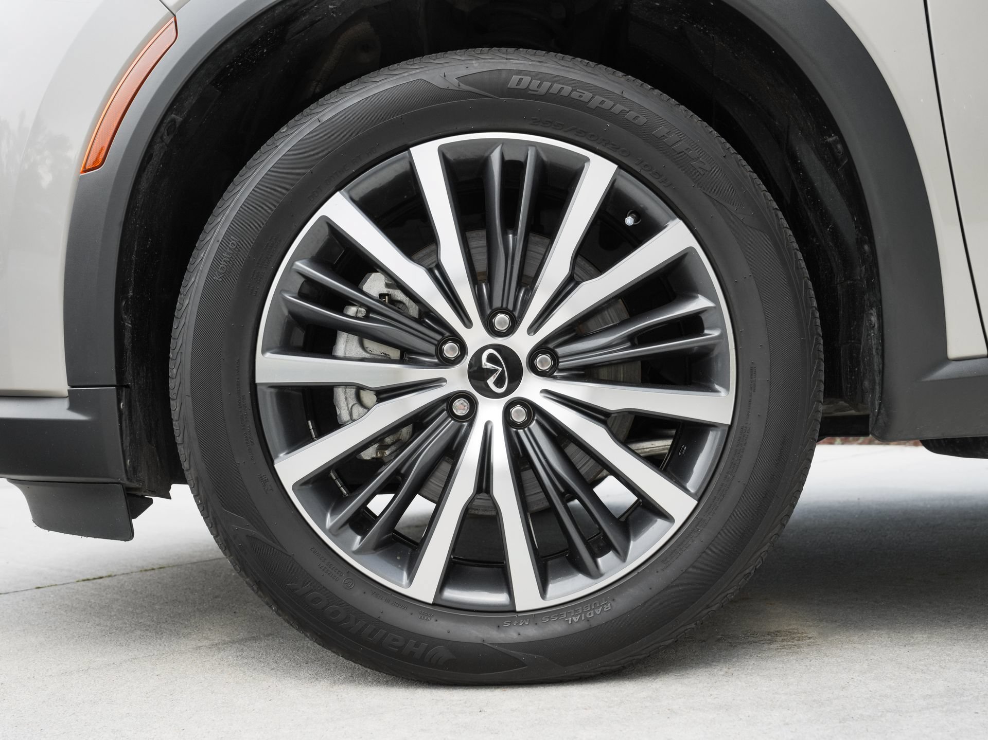 Used 2025 INFINITI QX60 Sensory w/ Vision Package AWD/4WD image 28