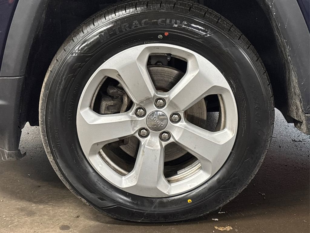 Used 2020 Jeep Compass Latitude w/ Popular Equipment Group image 12