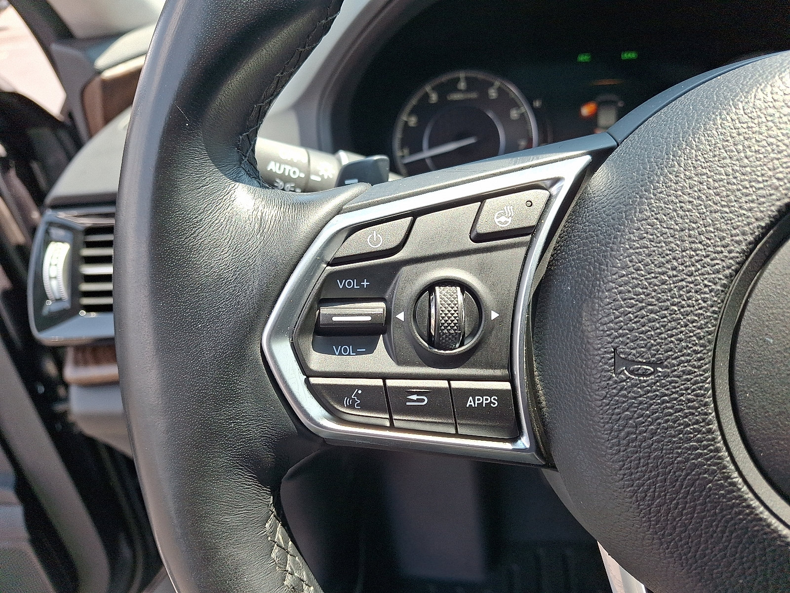 Used 2020 Acura RDX AWD w/ Advance Package image 22