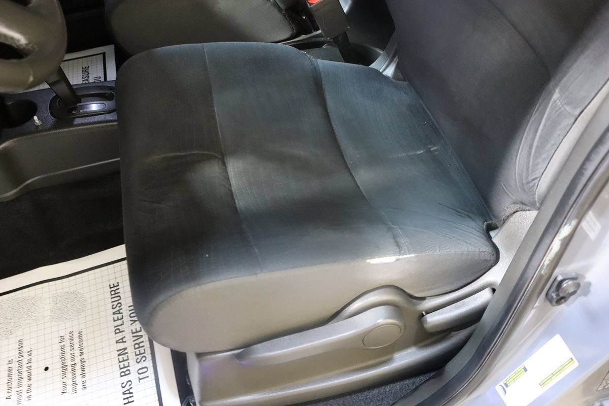 Used 2013 Nissan Cube 1.8 SL w/ SL Preferred Pkg FWD image 31