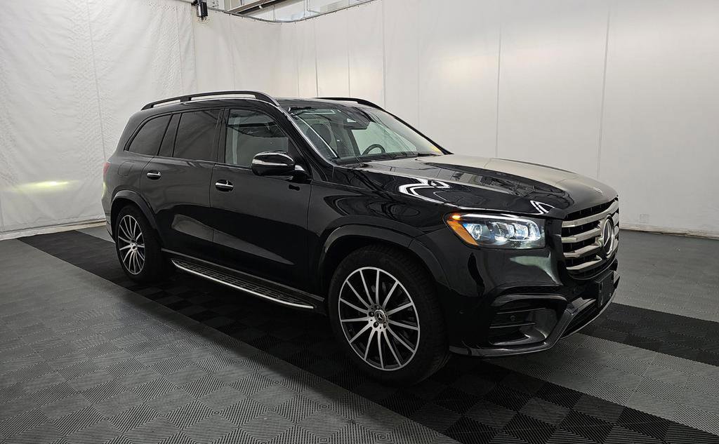 Used 2024 Mercedes-Benz GLS 580 4MATIC w/ Night Package image 1