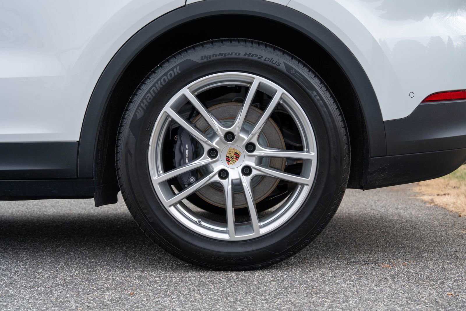 Certified 2024 Porsche Cayenne image 12