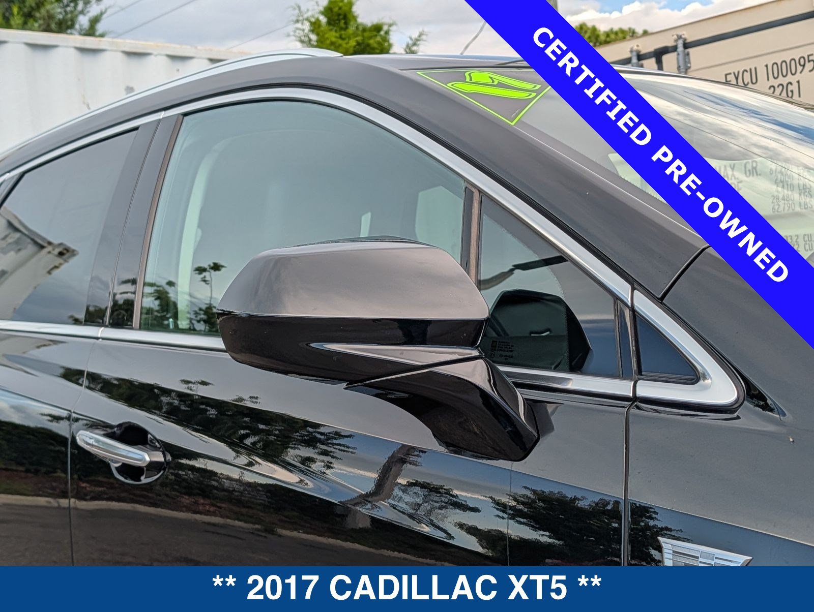 Used 2017 Cadillac XT5 Luxury w/ Driver Awareness Package FWD image 10