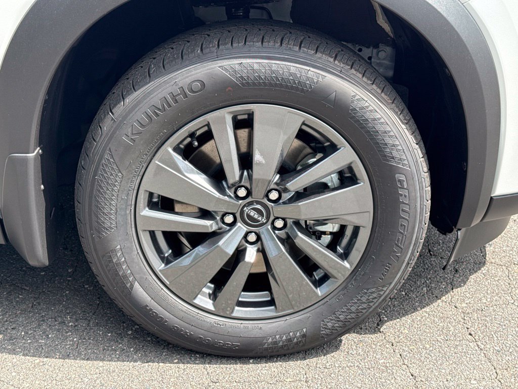 New 2026 Nissan Pathfinder SV FWD image 9