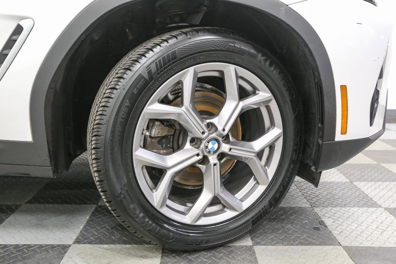 Used 2023 BMW X3 xDrive30i w/ Premium Package image 16