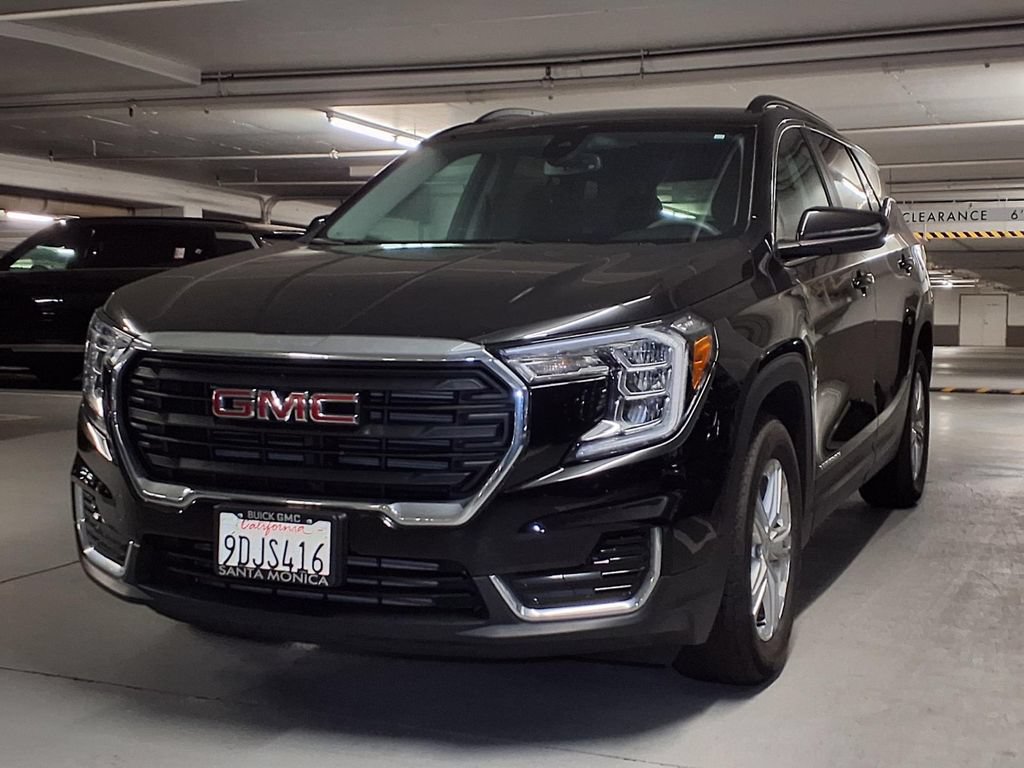 Used 2022 GMC Terrain SLE w/ Driver Convenience Package FWD image 25