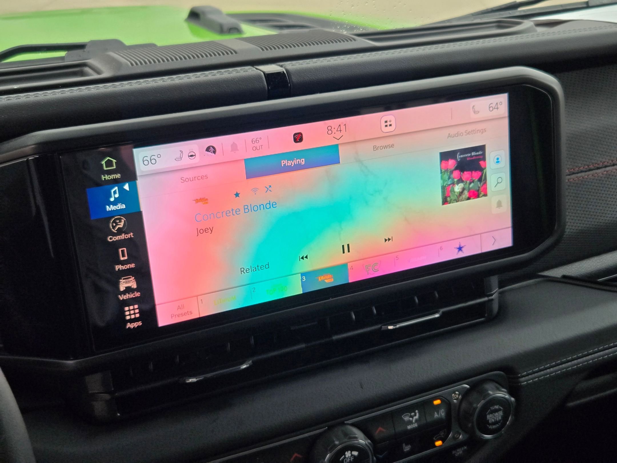 Used 2025 Jeep Wrangler Unlimited Rubicon w/ XTREMEE 35" Tire Package image 17