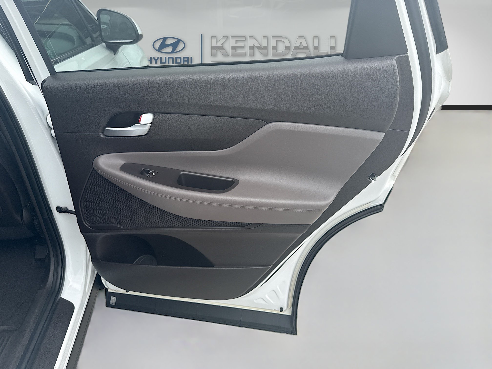 Used 2019 Hyundai Santa Fe SE FWD image 28