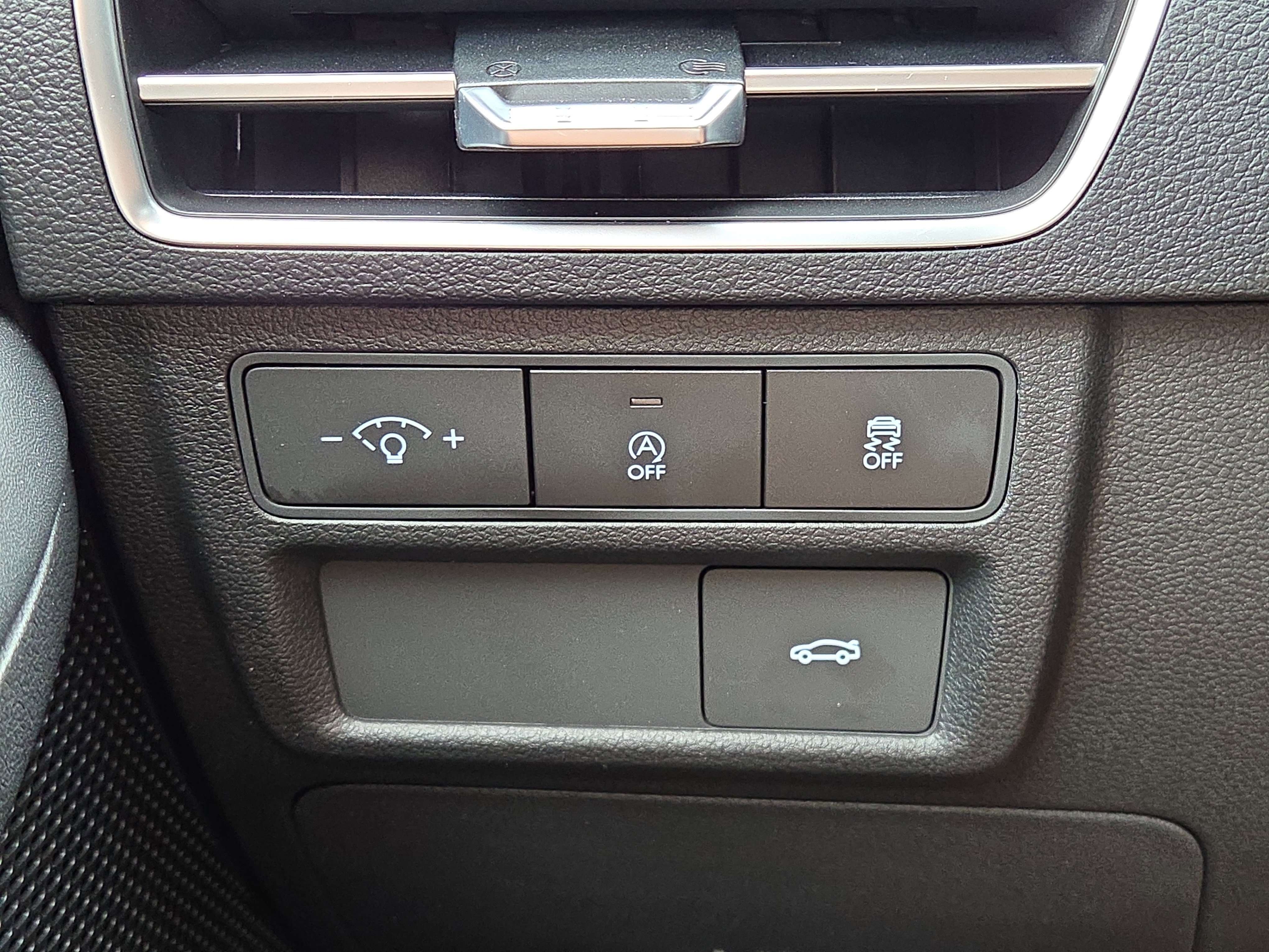 Used 2026 Hyundai Sonata SE FWD image 18