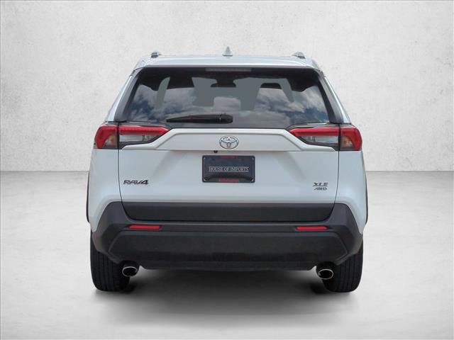 Used 2025 Toyota RAV4 XLE AWD/4WD image 7