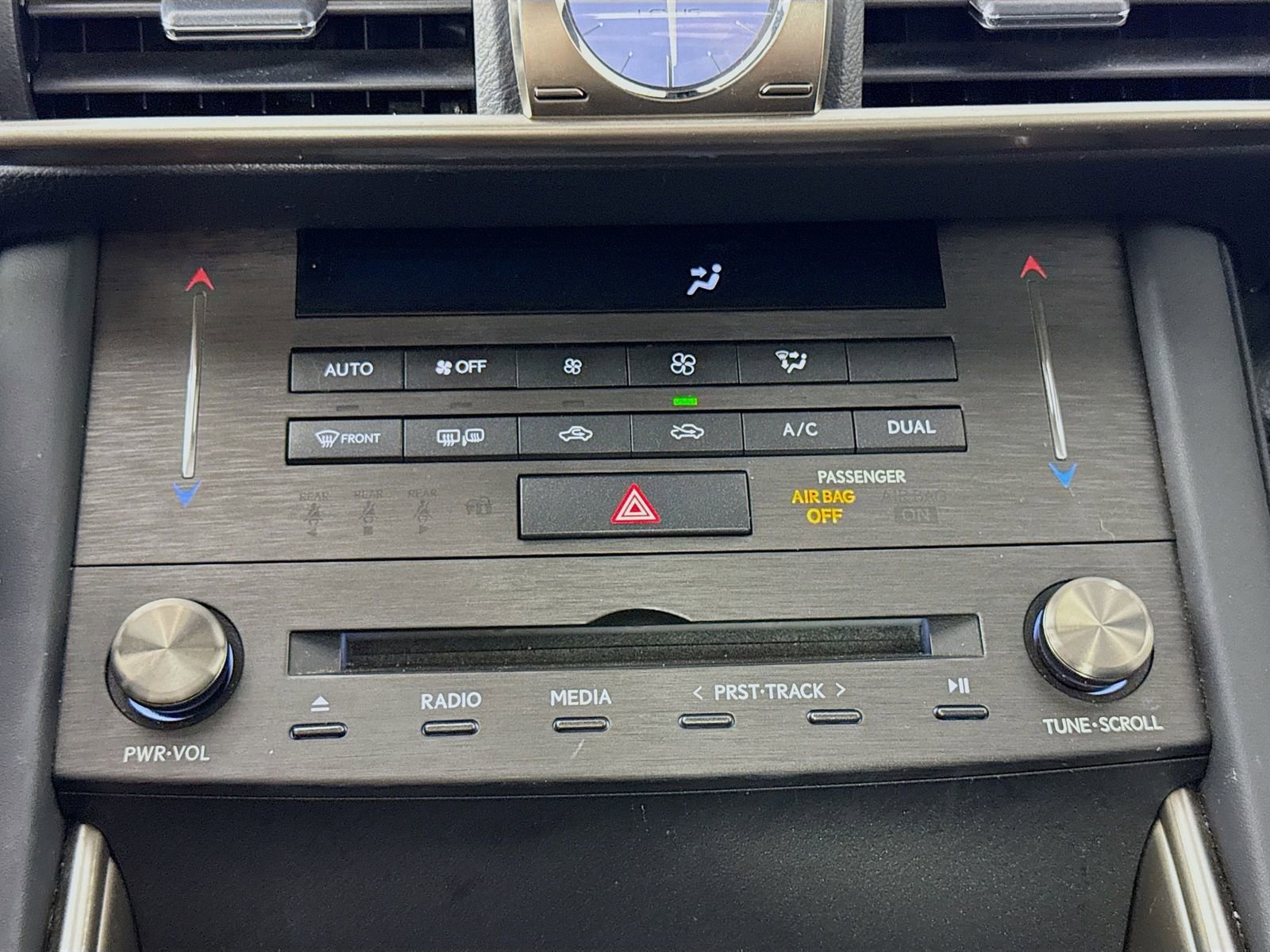 Used 2019 Lexus IS 300 F Sport w/ F Sport Package image 15