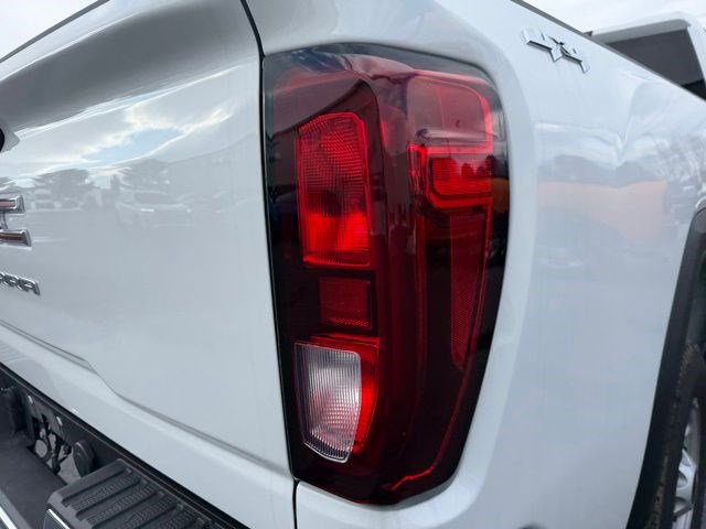 Used 2024 GMC Sierra 2500 Pro w/ Convenience Package image 6