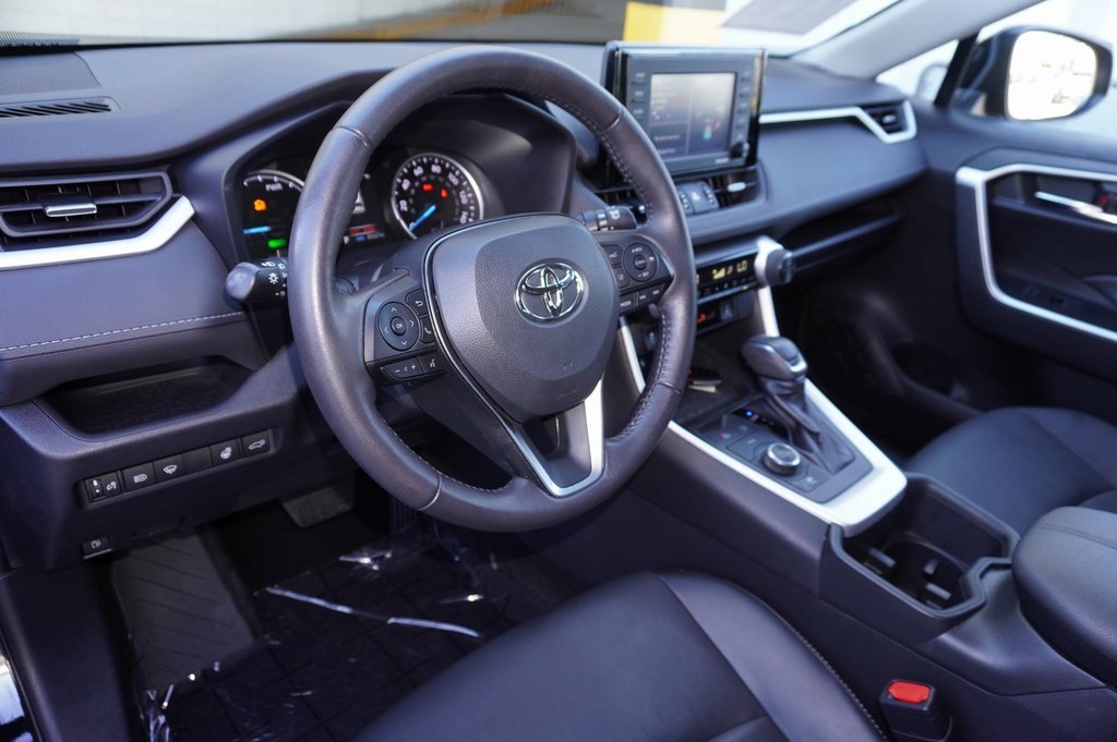 Certified 2022 Toyota RAV4 XLE Premium image 14