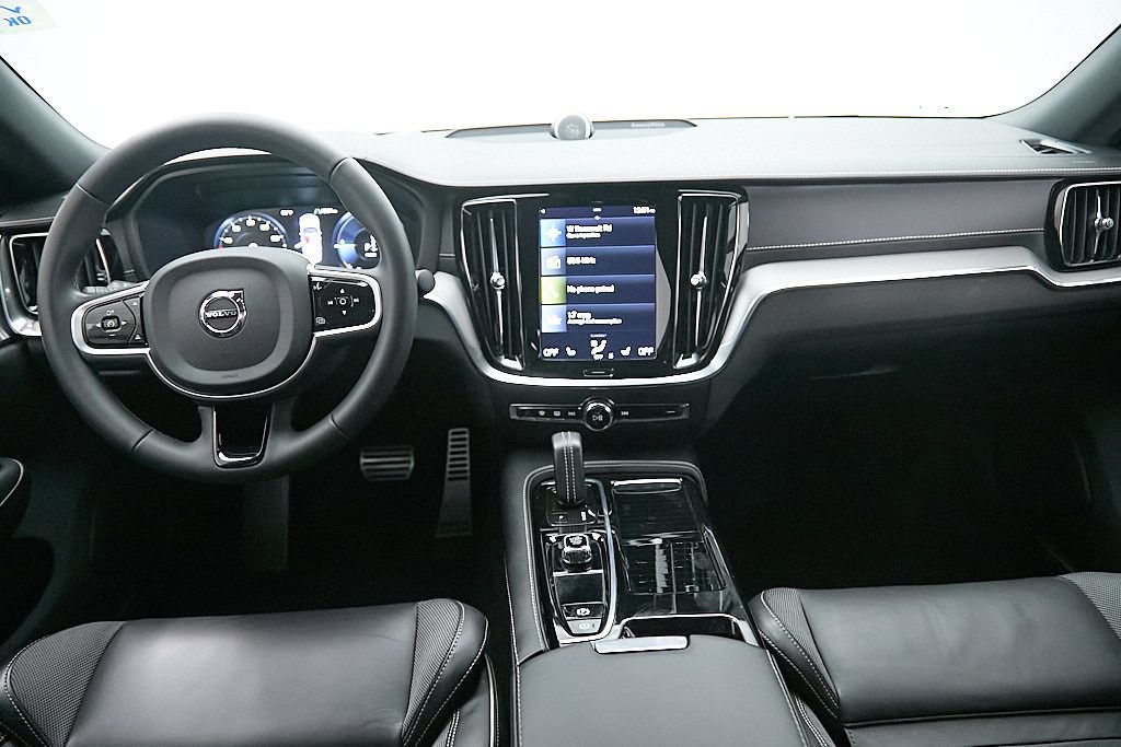 Used 2022 Volvo S60 T8 Polestar w/ Protection Package Premier AWD/4WD image 30