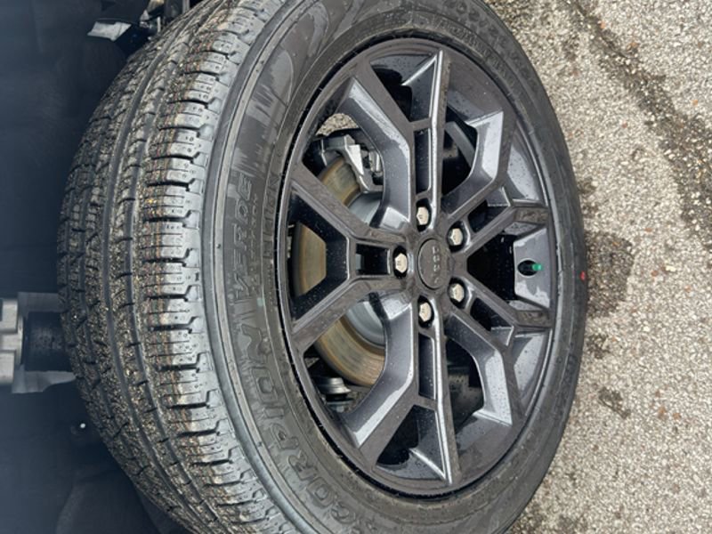 New 2025 Jeep Grand Cherokee Limited image 24