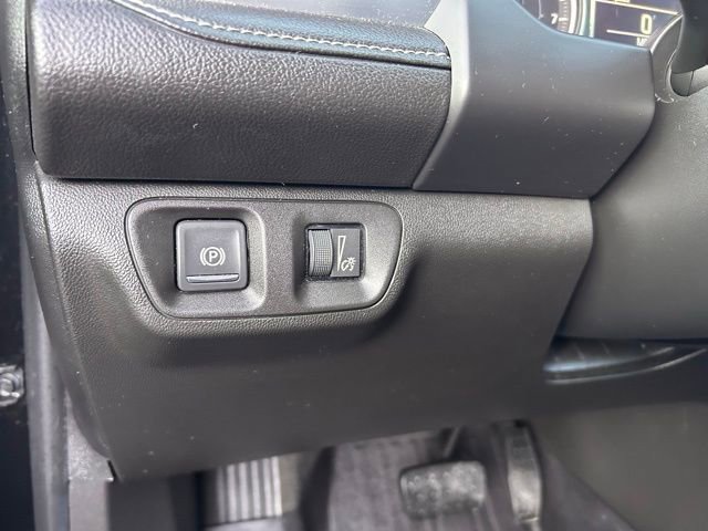 Used 2019 GMC Acadia SLT w/ LPO, Floor Liner Package image 24