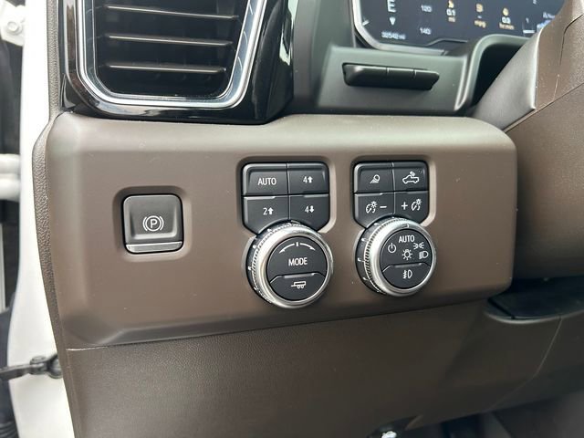 Used 2024 GMC Sierra 1500 Denali AWD/4WD image 22