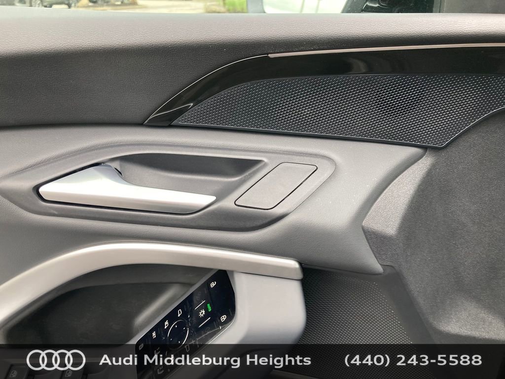 Certified 2025 Audi Q5 Sportback 2.0T Premium Plus w/ Premium Plus image 15