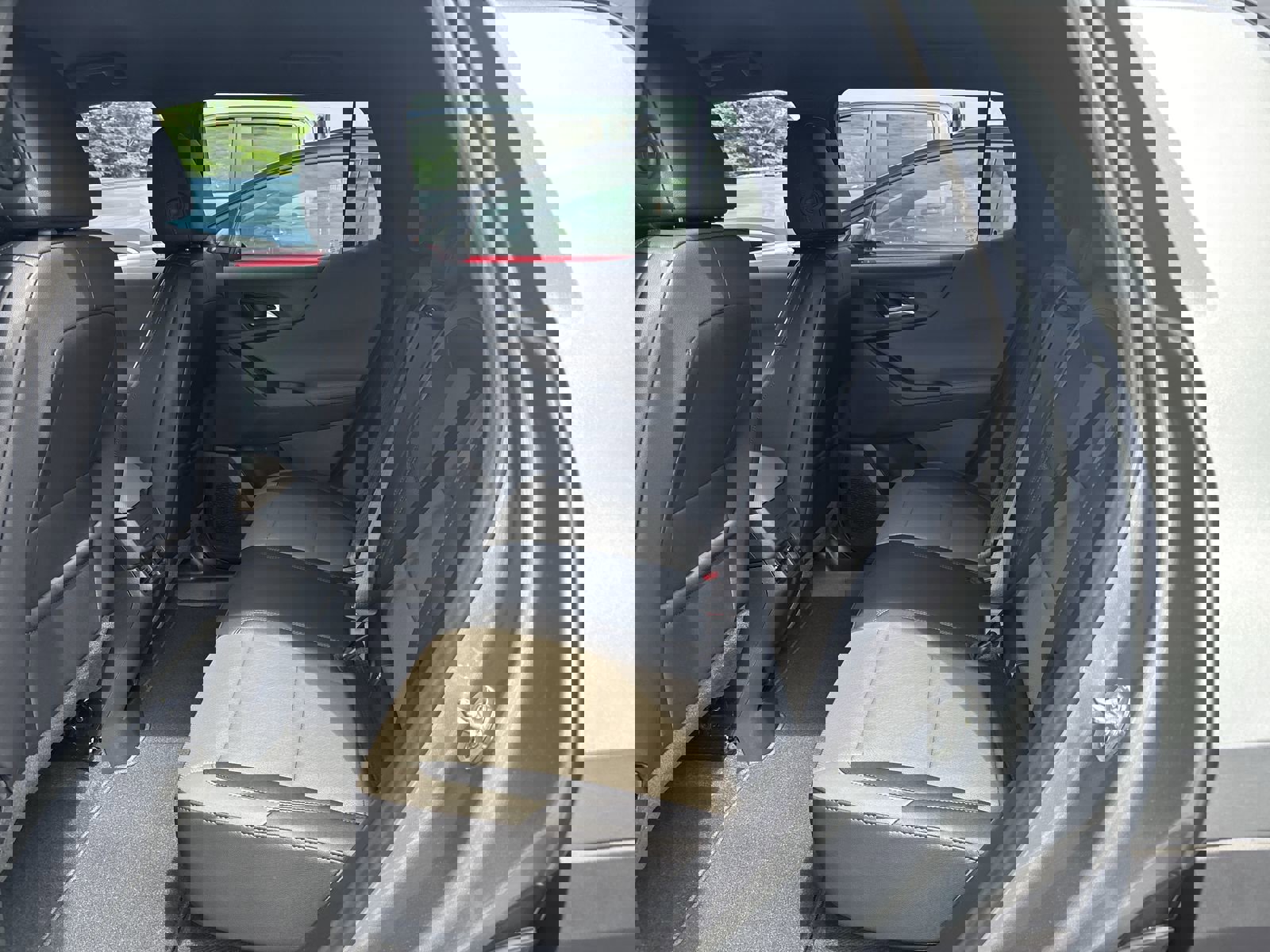 New 2026 Chevrolet Equinox LT w/ Convenience Package II image 24