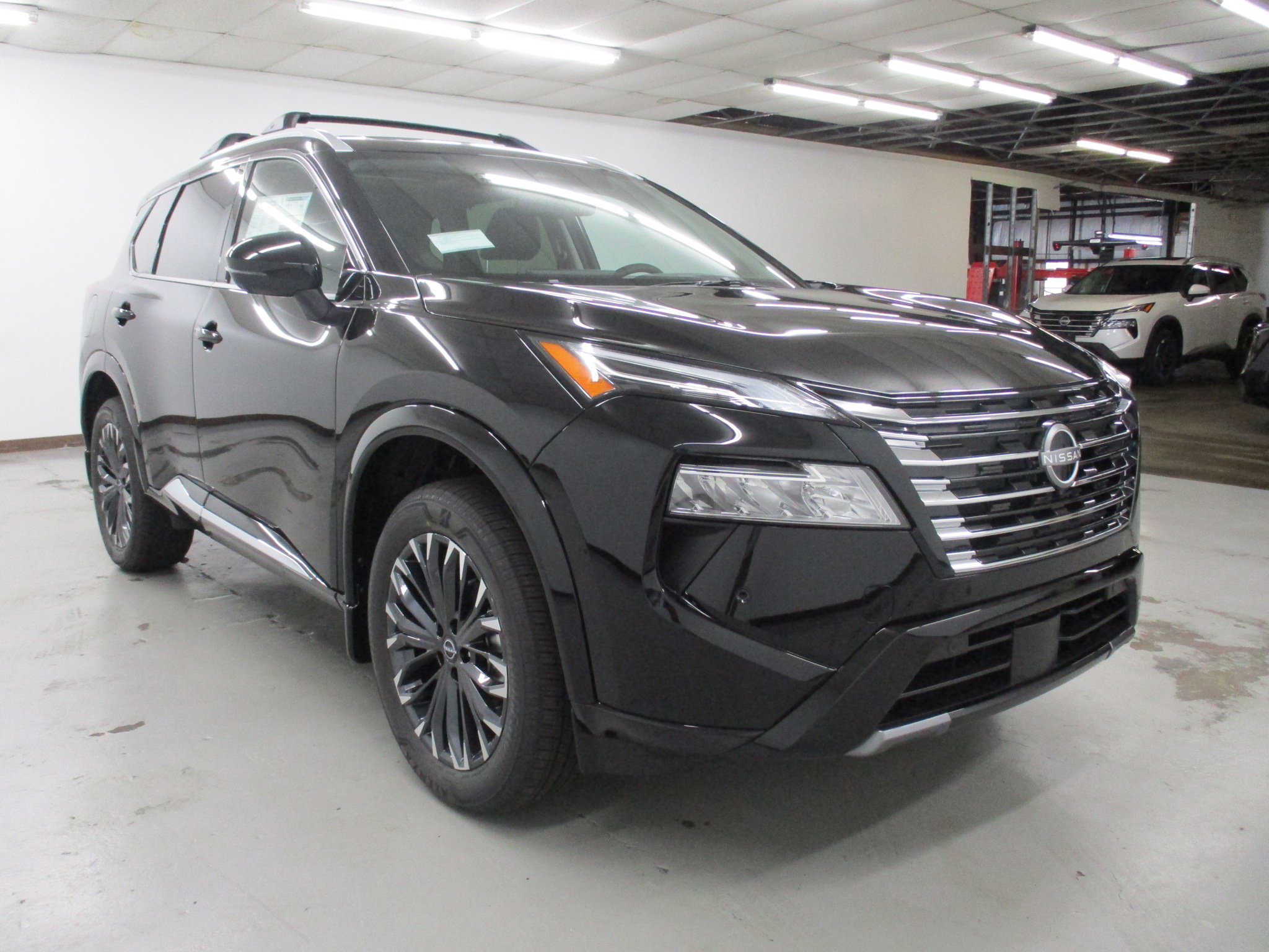 New 2026 Nissan Rogue Platinum w/ Platinum Premium Package image 9