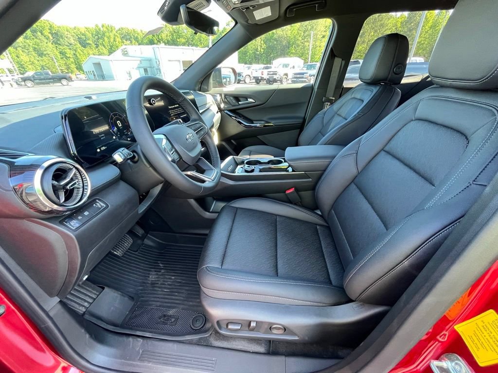 New 2026 Chevrolet Equinox LT w/ Convenience Package II FWD image 19