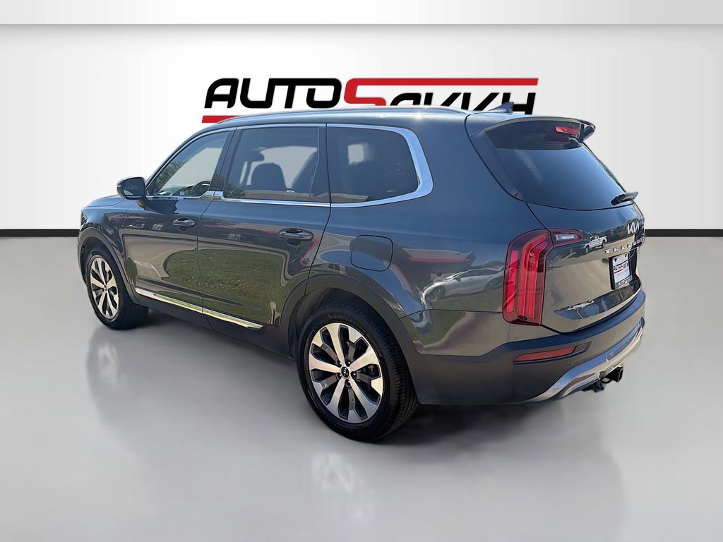 Used 2022 Kia Telluride EX w/ EX Premium Package FWD image 5