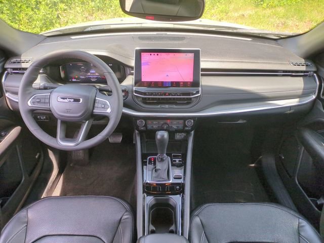 Used 2023 Jeep Compass High Altitude w/ Driver Assist Group I AWD/4WD image 19