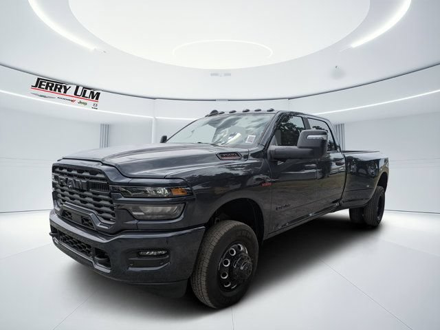 New 2026 RAM 3500 Big Horn AWD/4WD image 7