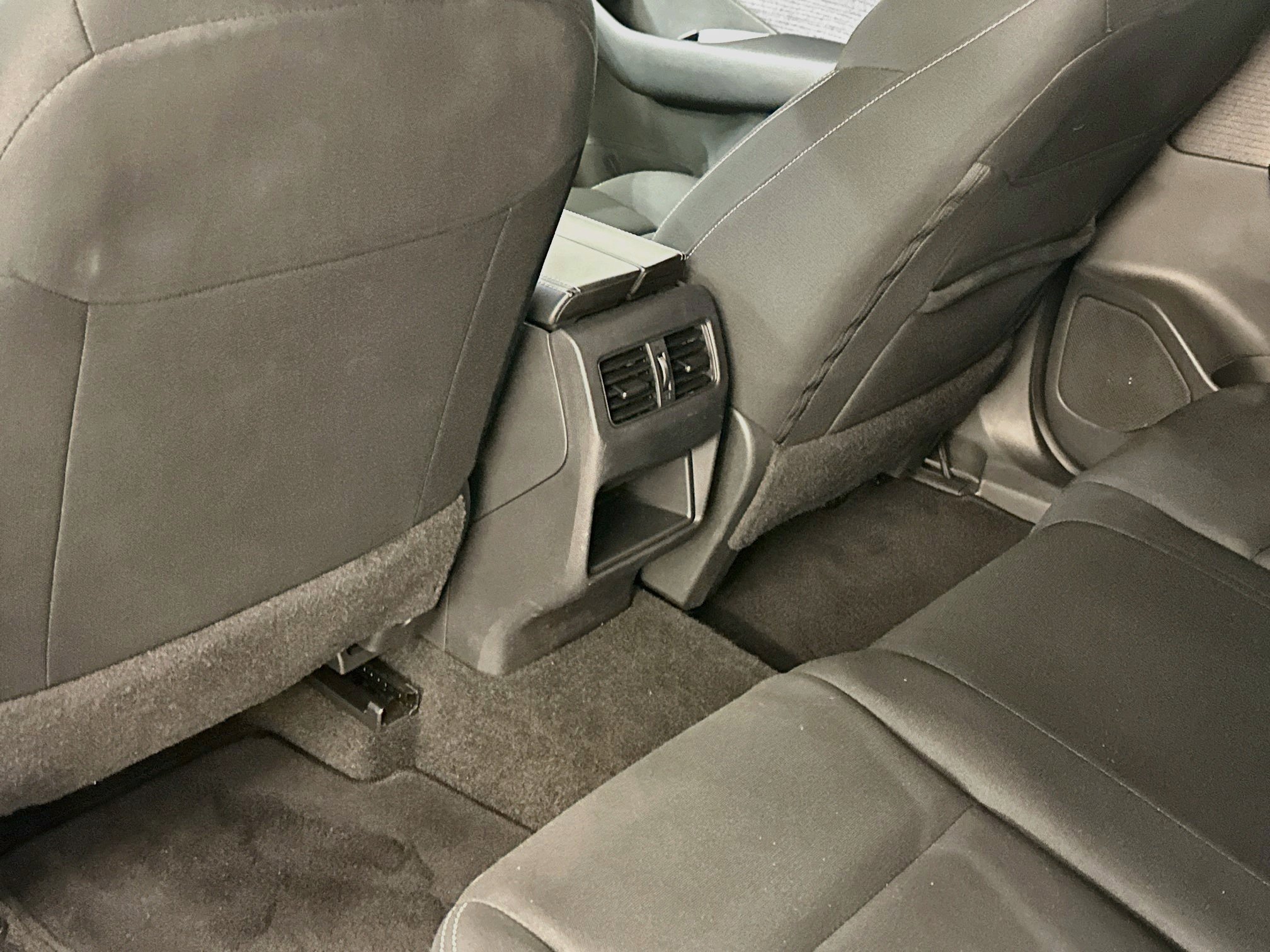 Used 2023 Nissan Rogue S AWD/4WD image 28
