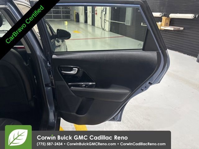 Used 2020 Kia Niro EX Premium image 15