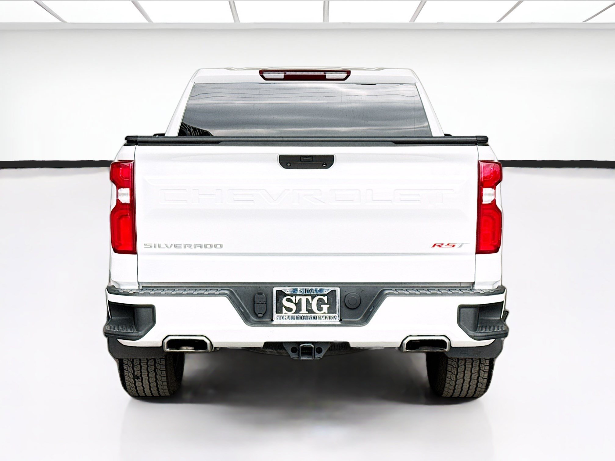 Used 2022 Chevrolet Silverado 1500 RST w/ Z71 Off-Road Package AWD/4WD image 5