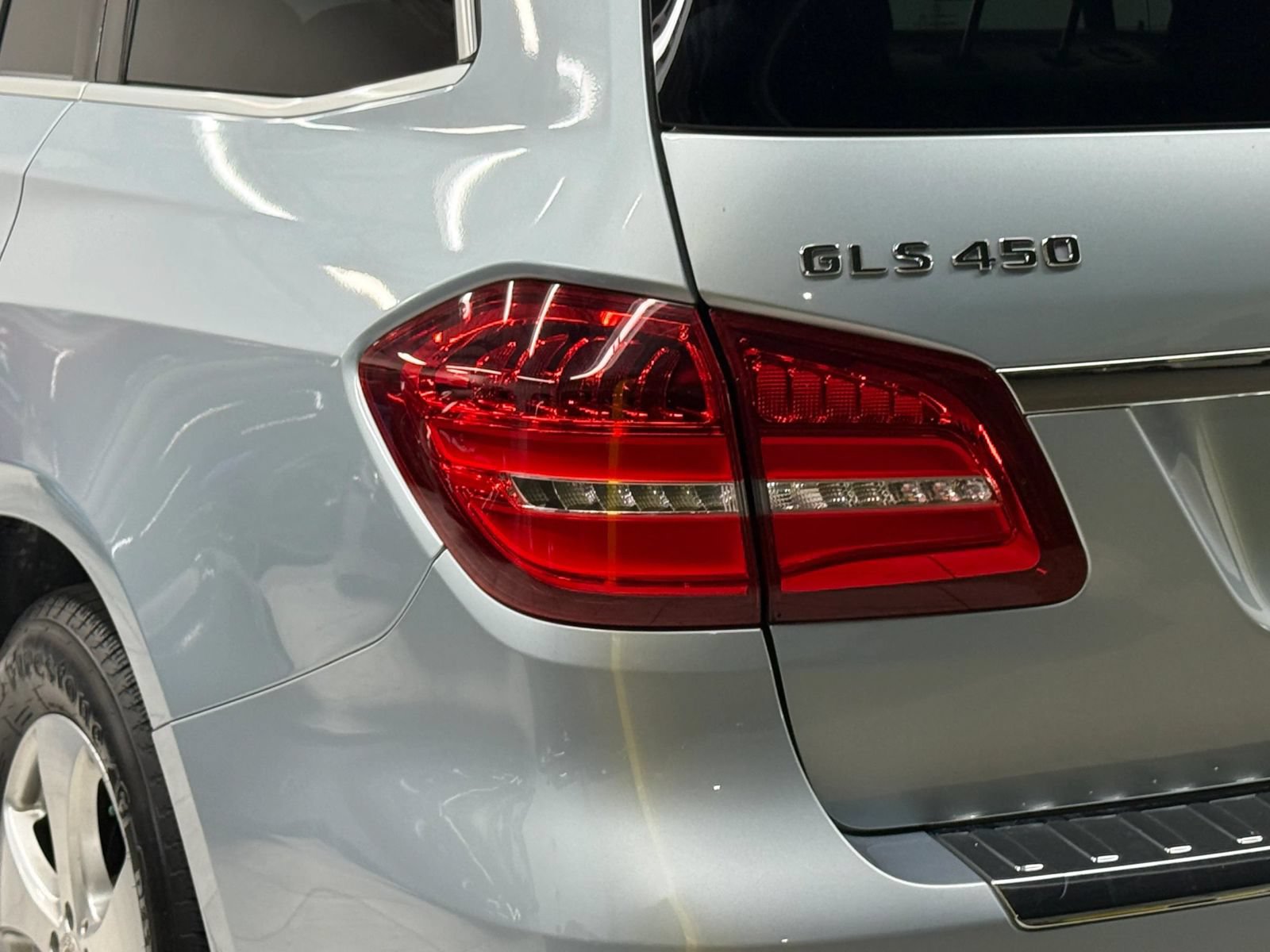 Used 2018 Mercedes-Benz GLS 450 4MATIC image 12