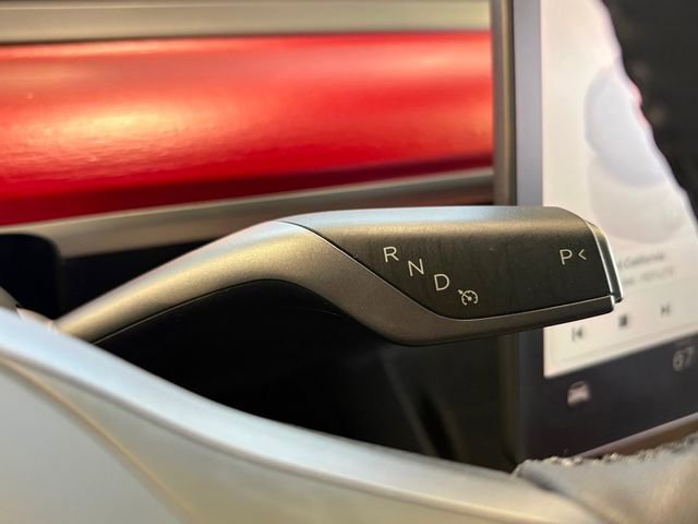 Used 2023 Tesla Model Y Long Range image 28