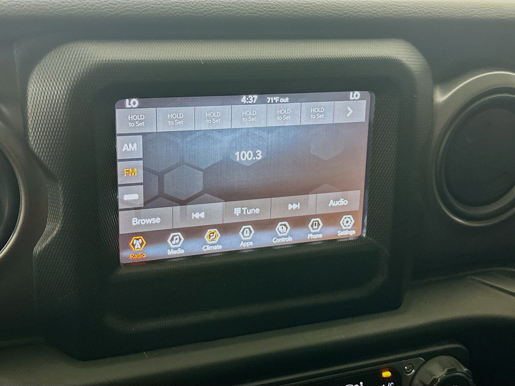 Used 2022 Jeep Wrangler Willys image 19